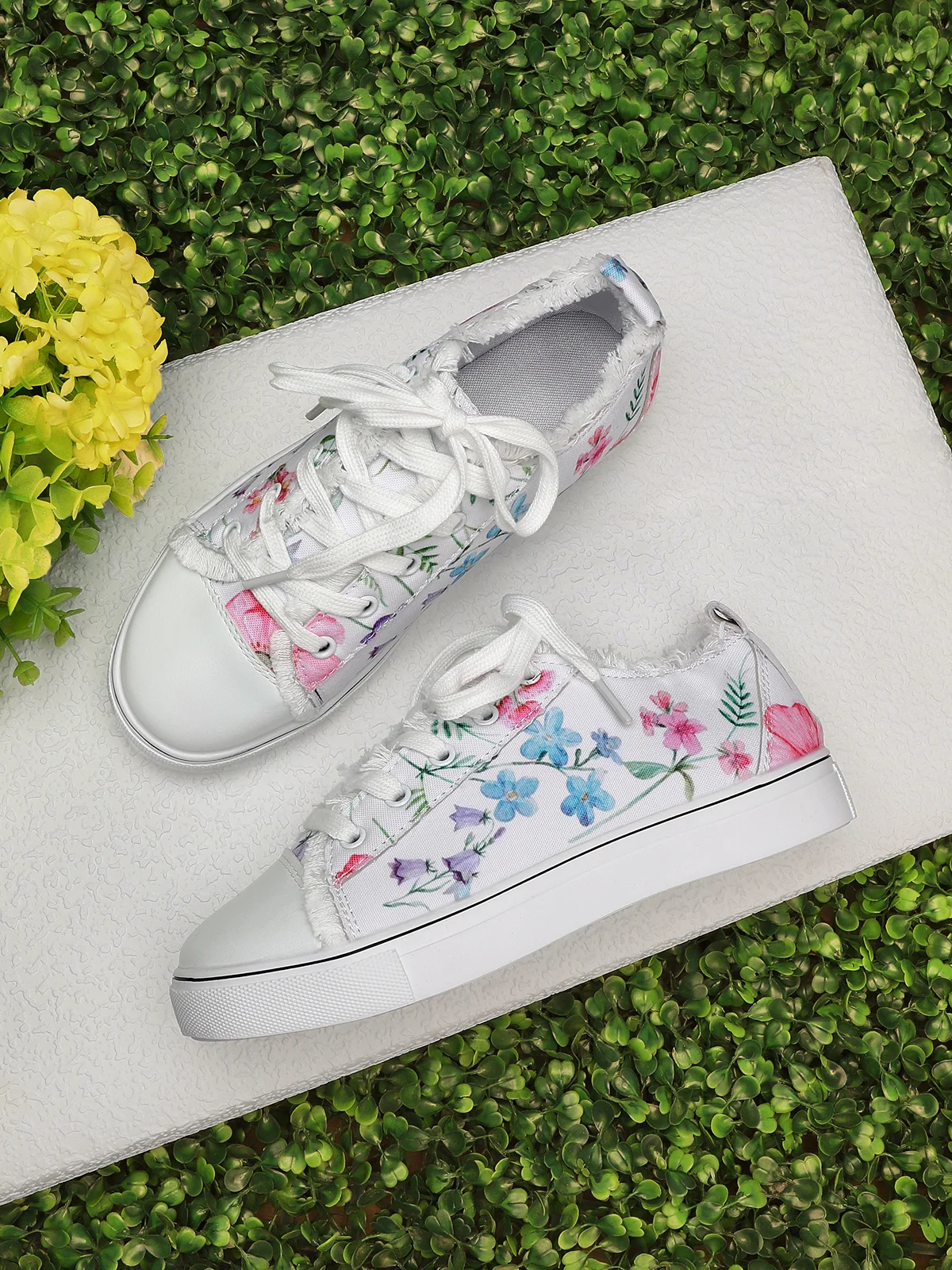 Fashion Floral Ultralight Breathable Sports Canvas Shoes