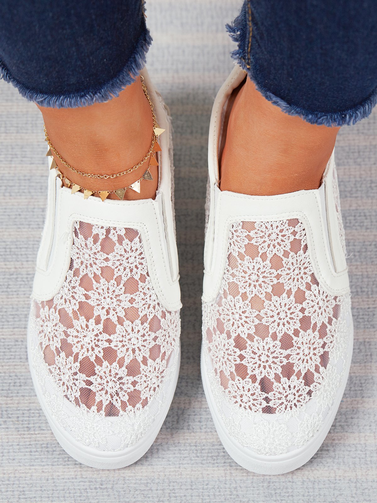 Flower Embroidery Lace Detail Hidden Heeled Shoes