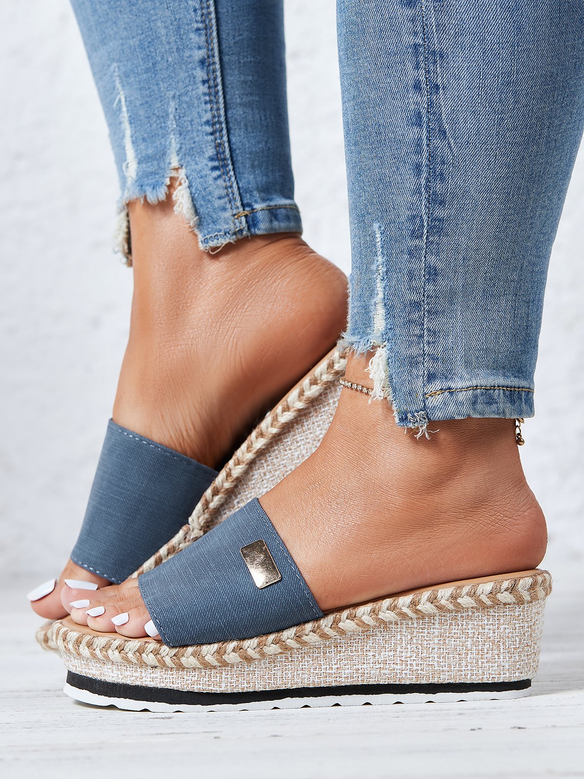 Resort Hemp Rope Sole Wedge Sandals