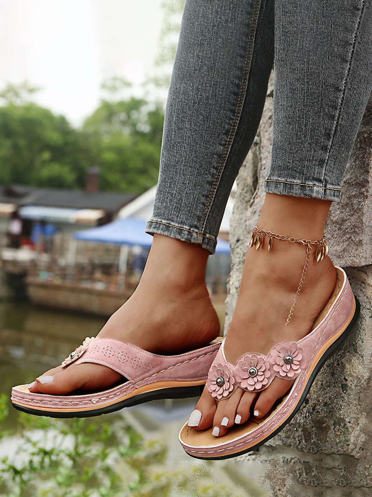 Vintage Floral Casual Wedge Flip-Flops