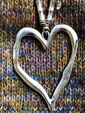 Western Vintage Heart Valentine's Day Beaded Leather Rope Necklace Sweater Chain Boho Ethnic Jewelry