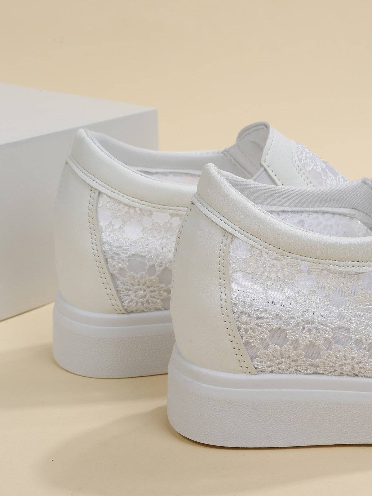 Flower Embroidery Lace Detail Hidden Heeled Shoes