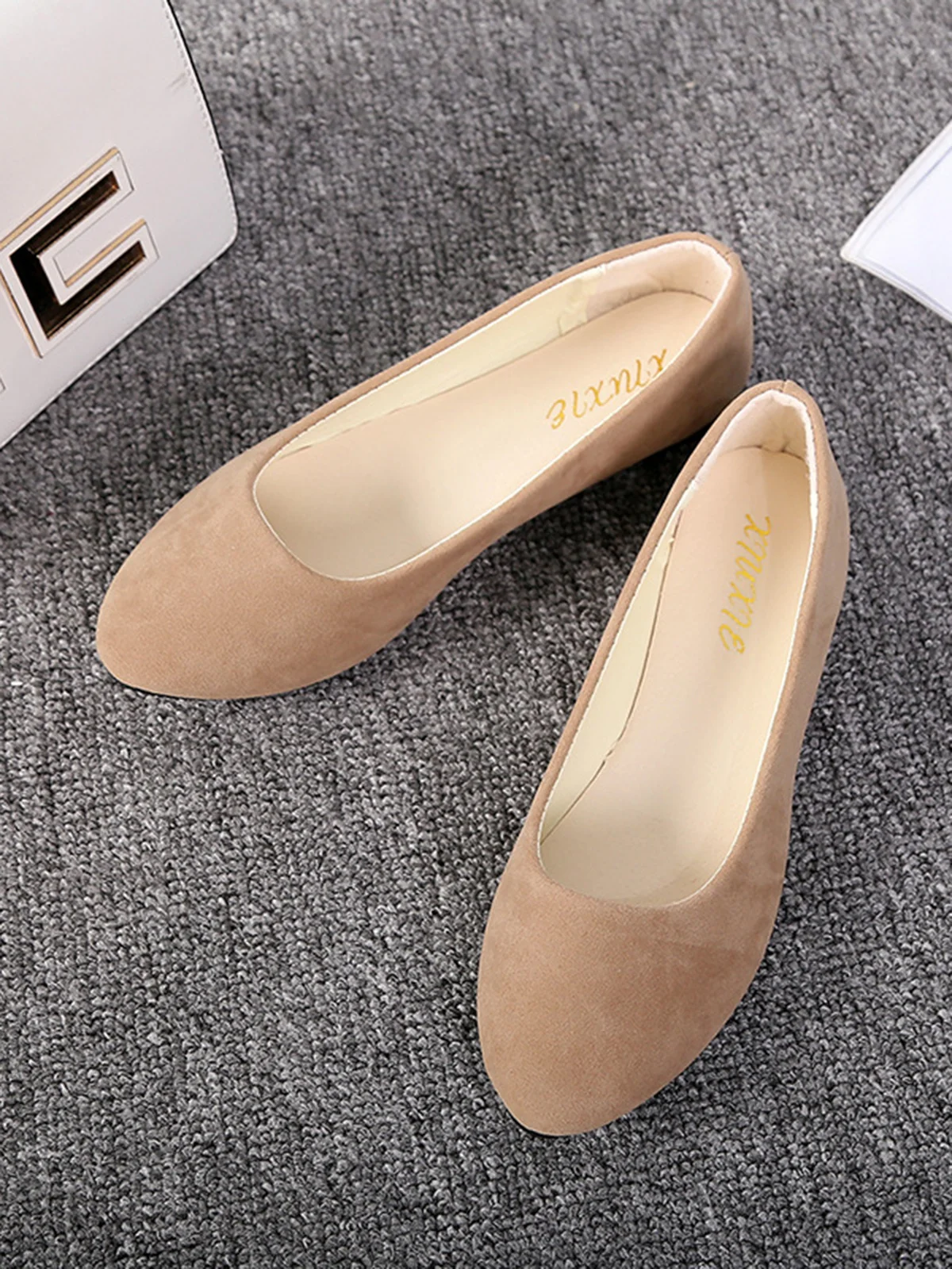 Multi-color Breathable Plain Velvet Simple Non-SlipSlip On Shallow Shoes Non-Slip Flat Heel Shoes