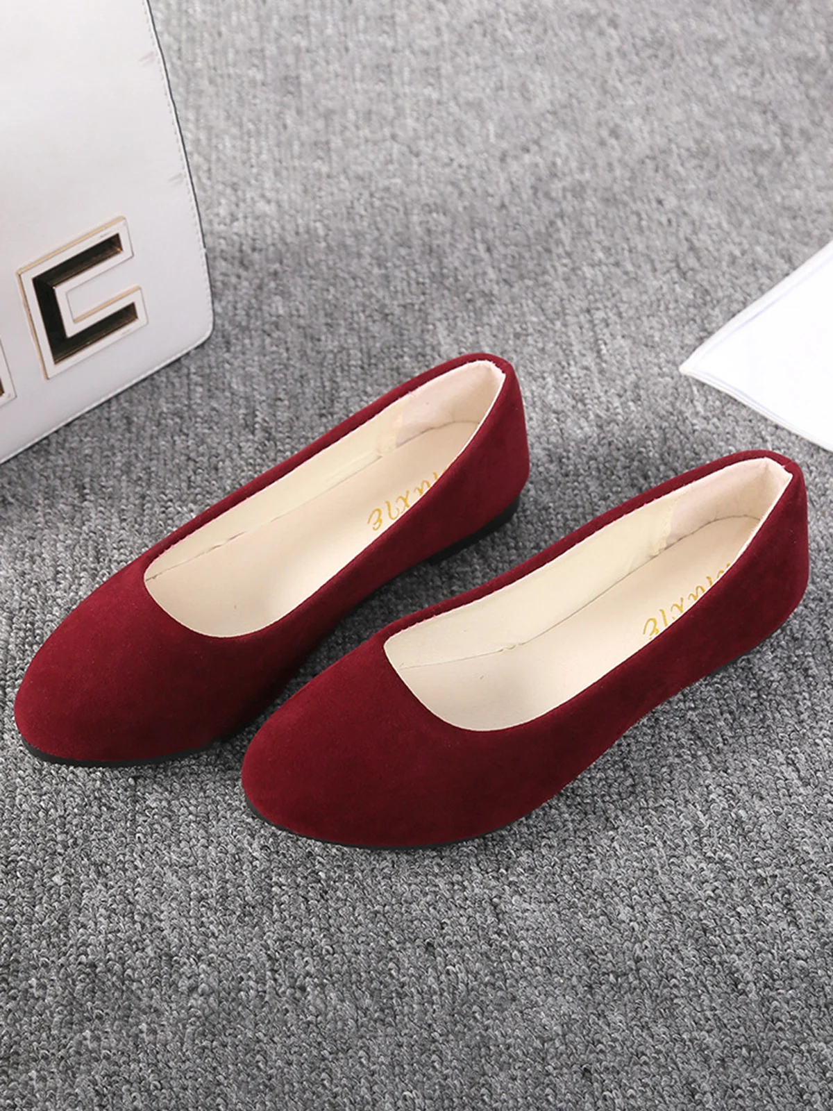 Multi-color Breathable Plain Velvet Simple Non-SlipSlip On Shallow Shoes Non-Slip Flat Heel Shoes