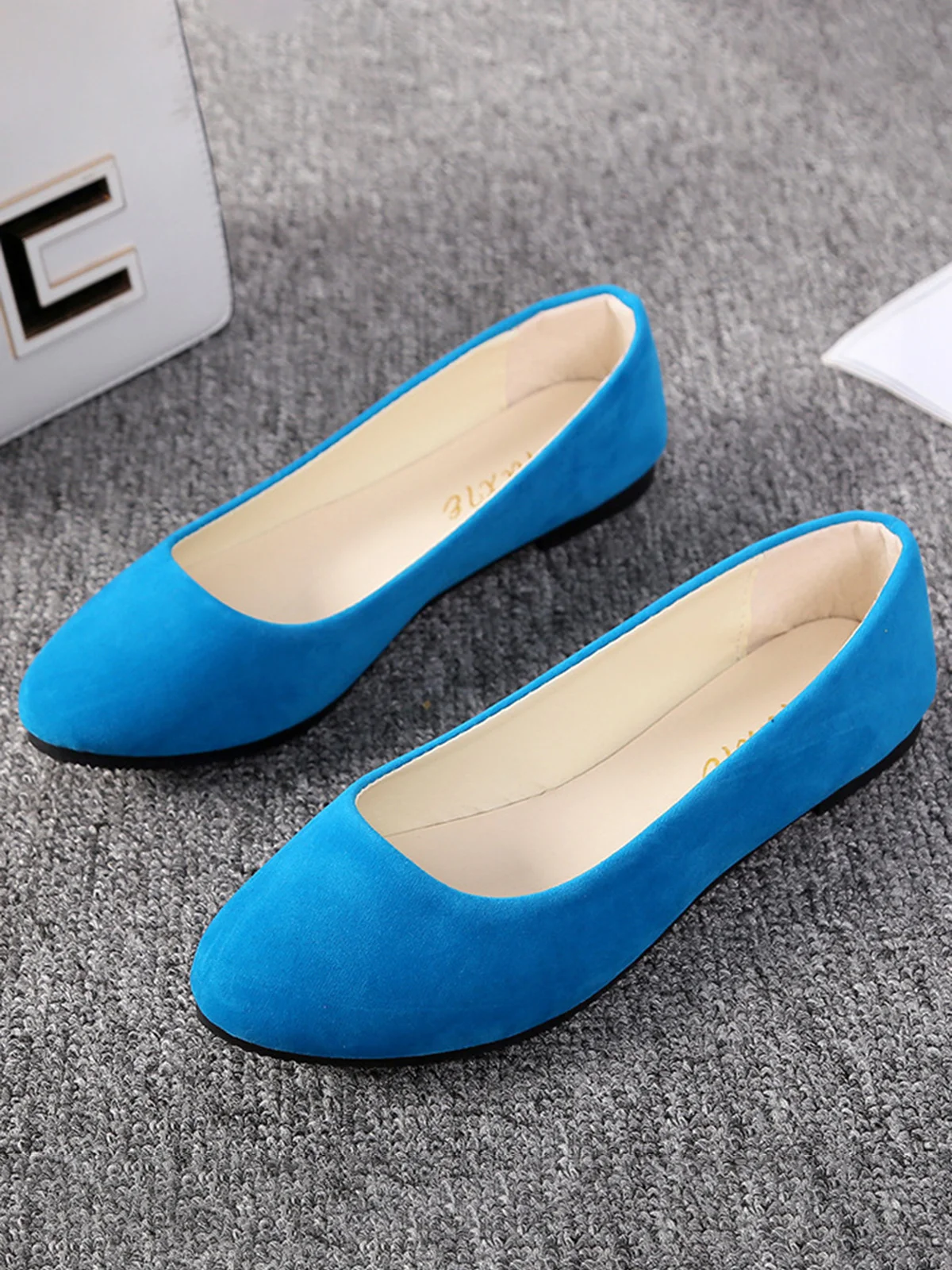 Multi-color Breathable Plain Velvet Simple Non-SlipSlip On Shallow Shoes Non-Slip Flat Heel Shoes