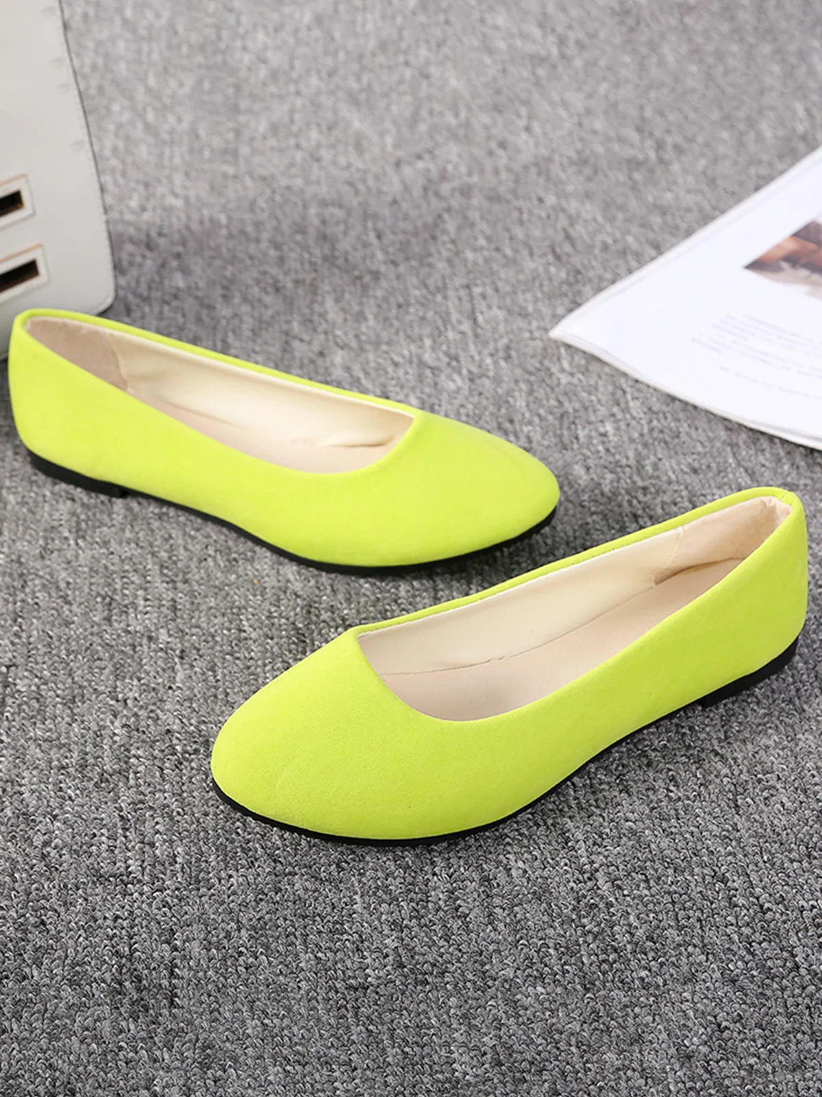 Multi-color Breathable Plain Velvet Simple Non-SlipSlip On Shallow Shoes Non-Slip Flat Heel Shoes