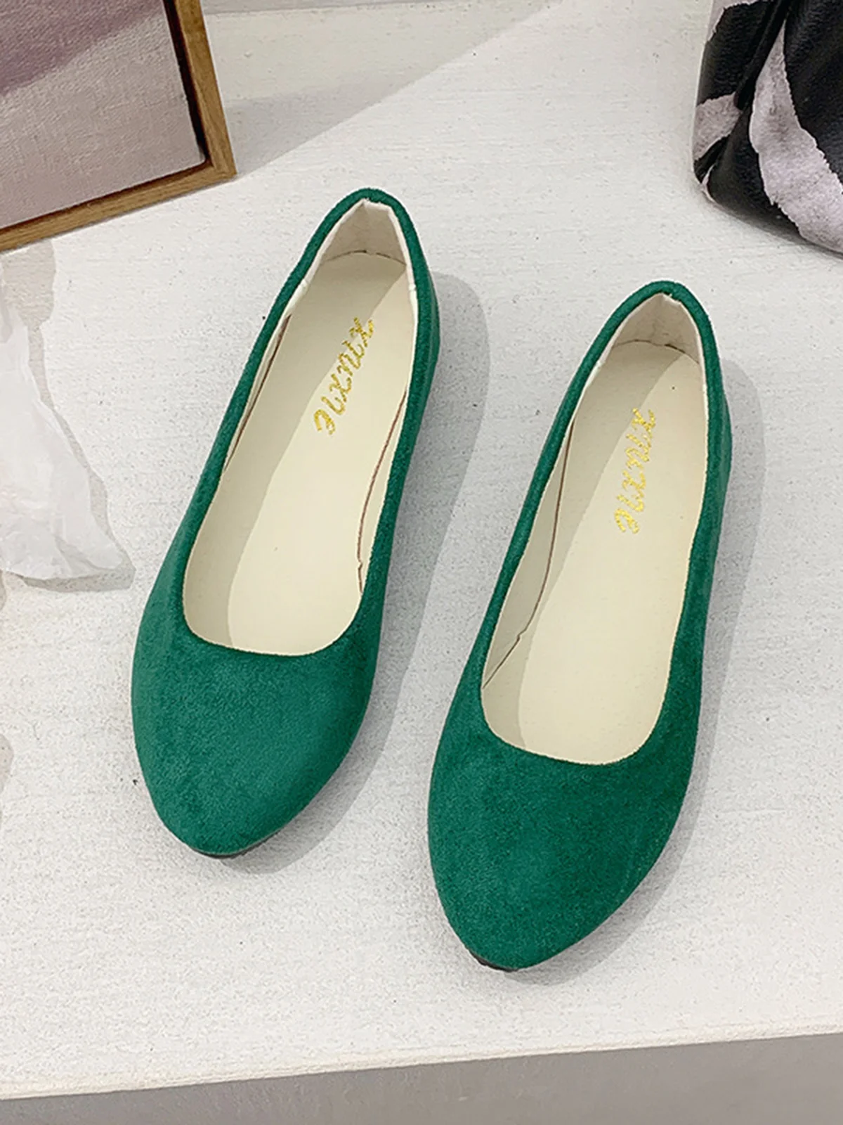 Multi-color Breathable Plain Velvet Simple Non-SlipSlip On Shallow Shoes Non-Slip Flat Heel Shoes