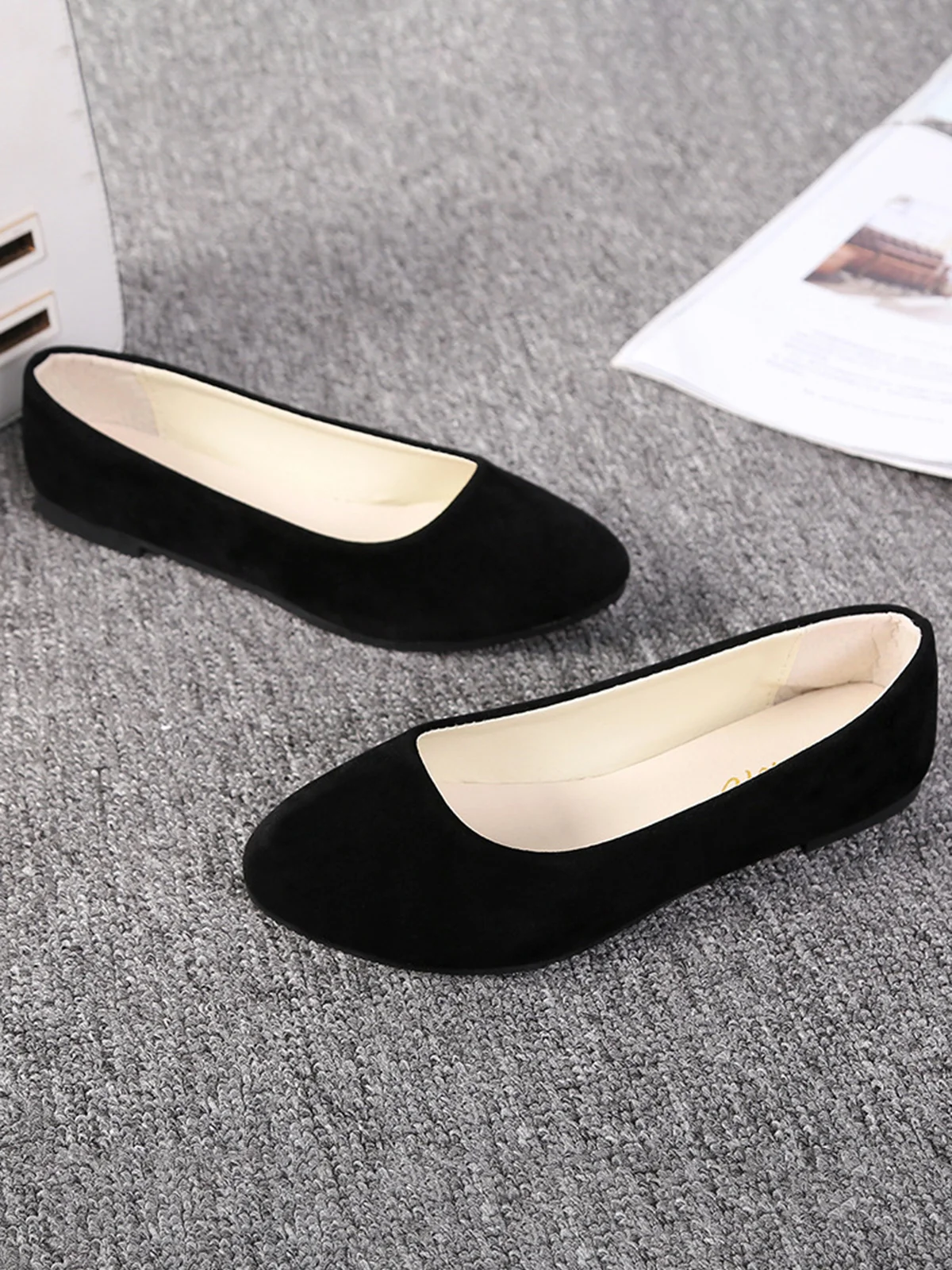 Multi-color Breathable Plain Velvet Simple Non-SlipSlip On Shallow Shoes Non-Slip Flat Heel Shoes