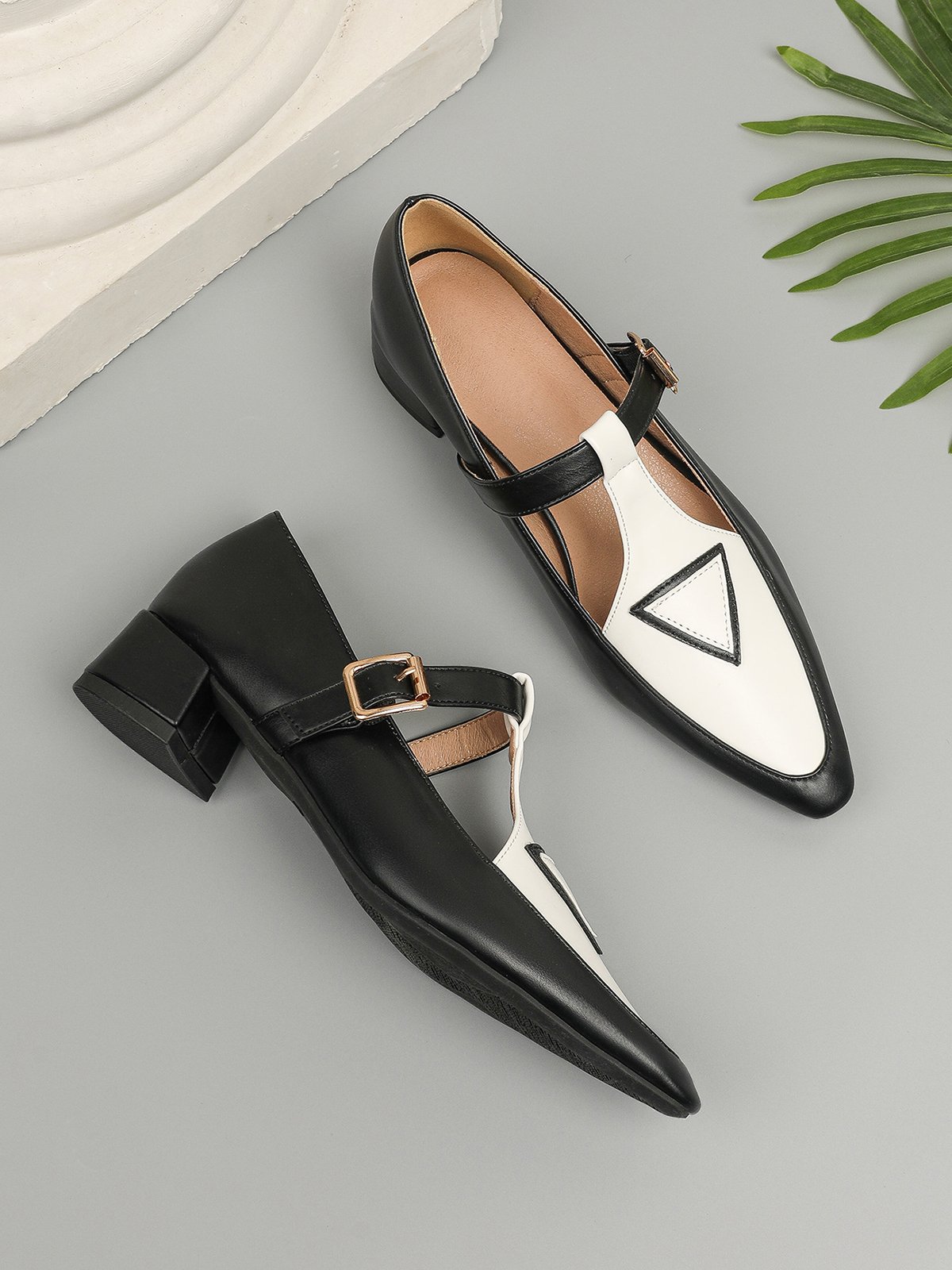 Color Block Adjustable Buckle Urban T-Strap Shoes