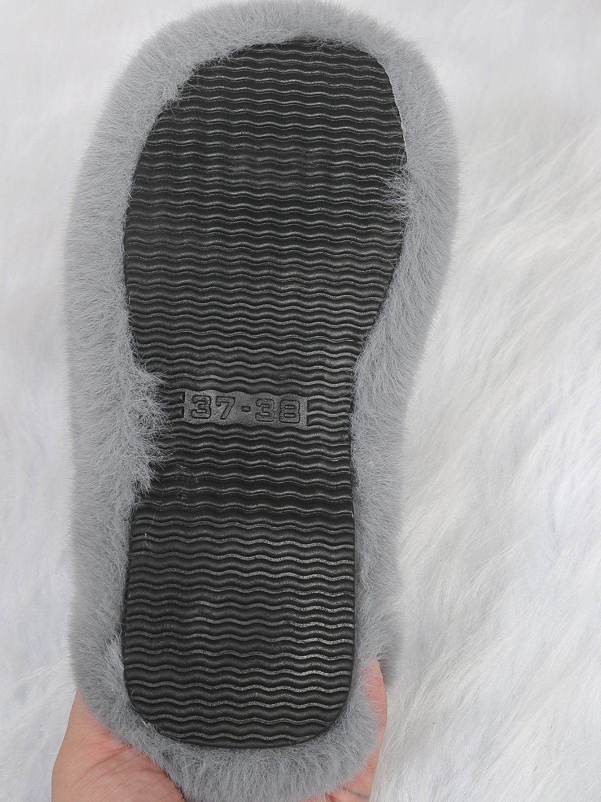 Casual Color Block Buckle Comfy Fluffy Slippers