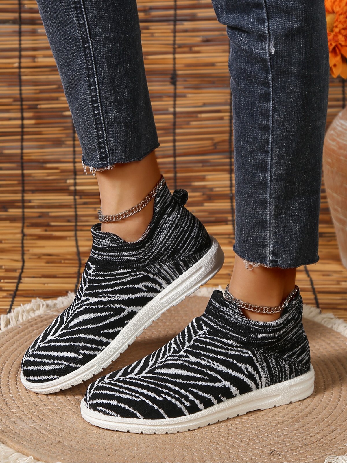 Breathable Leopard Color Block Slip On Flyknit Sneakers