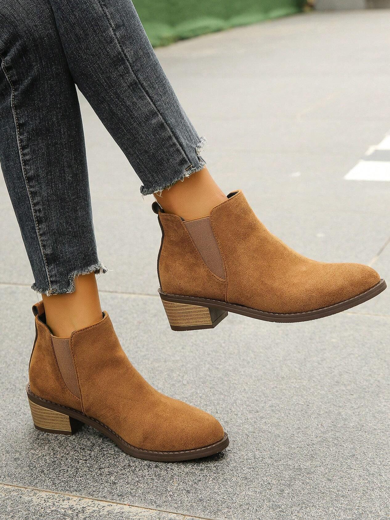 Casual Faux Suede Chelsea Boots