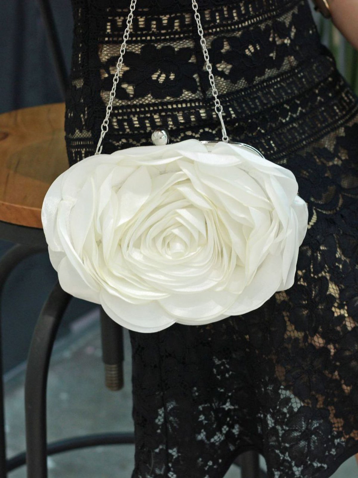 Elegant Flower Satin Clutch Bag