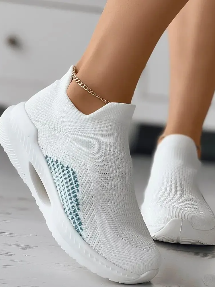 Mesh Fabric Plain Casual Flyknit Sneakers