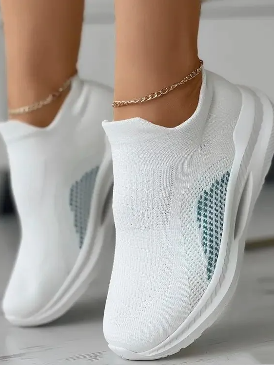 Mesh Fabric Plain Casual Flyknit Sneakers