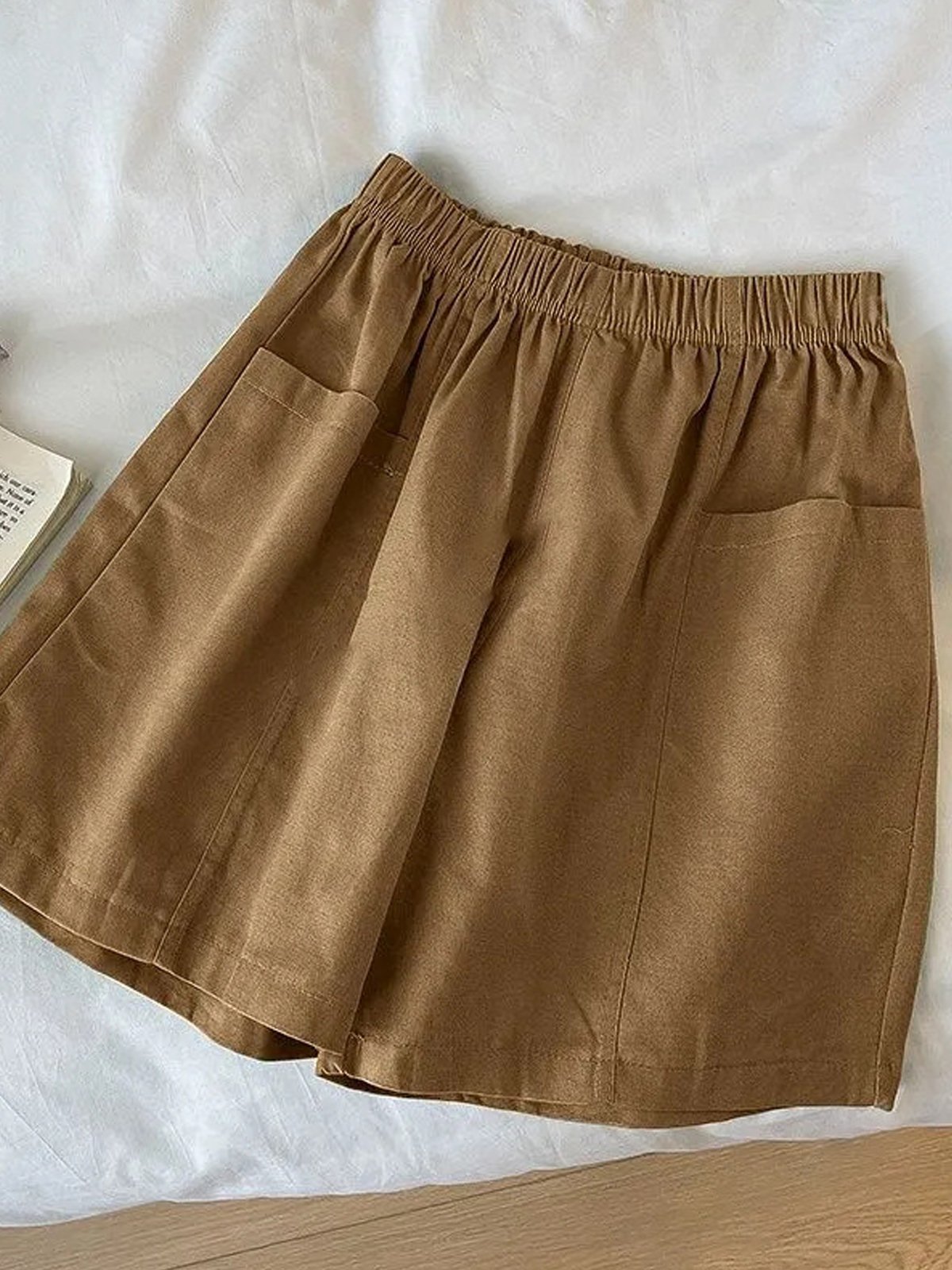 Casual Plain Pocket Stitching Loose Shorts