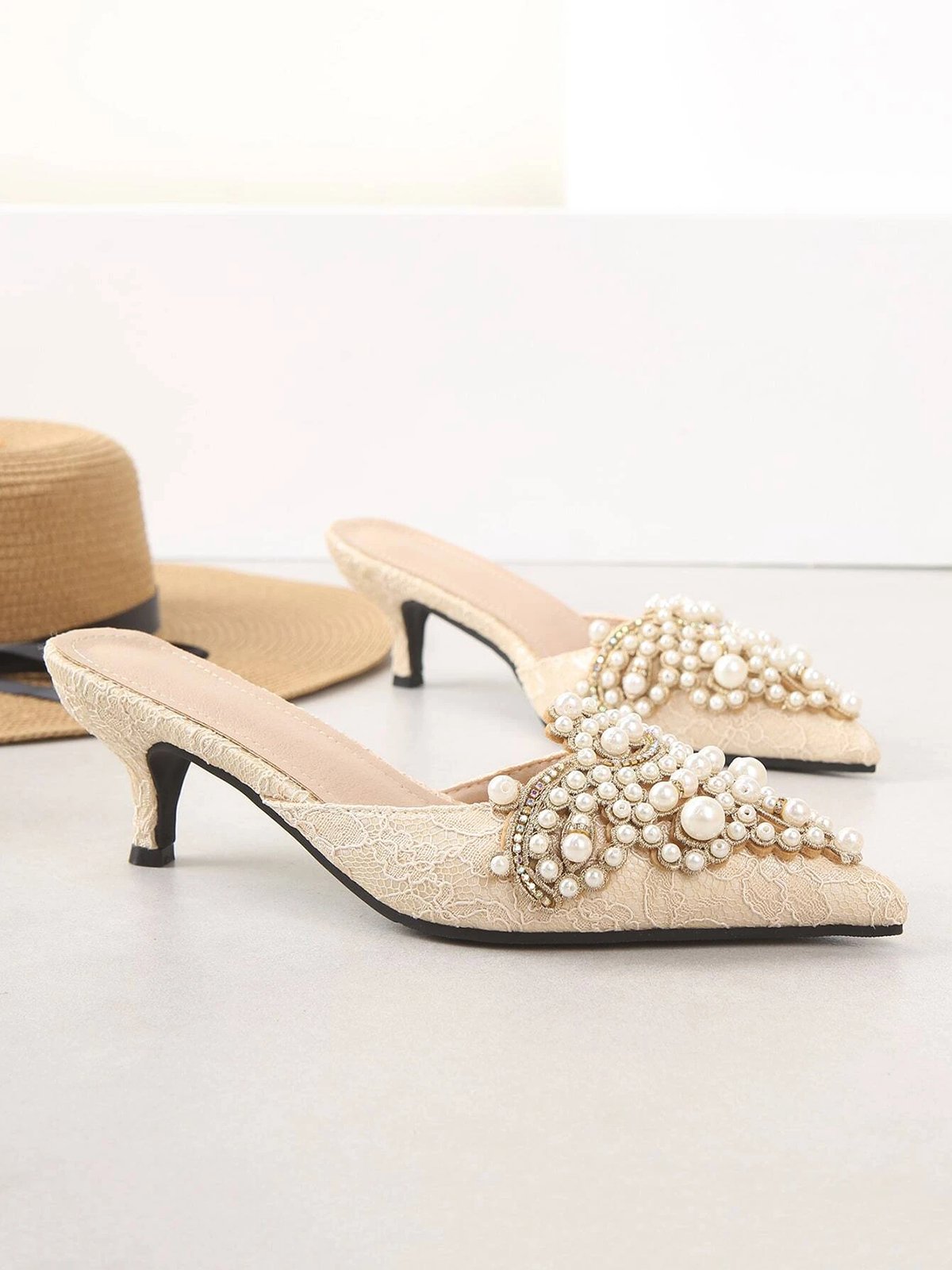 Elegant Imitation Pearl Pointed Toe Kitten Heel Mules