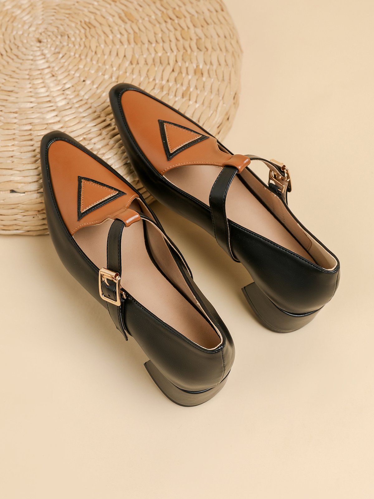 Color Block Adjustable Buckle Urban T-Strap Shoes