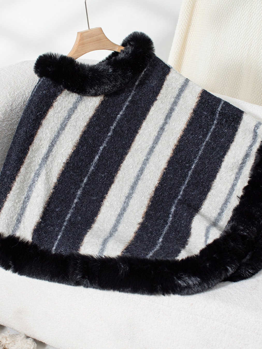 Fur Collar Elegant Cloak