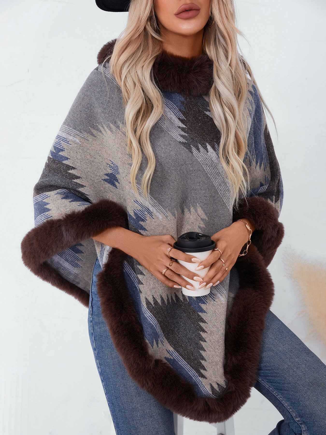 Fur Collar Elegant Crew Neck Cloak