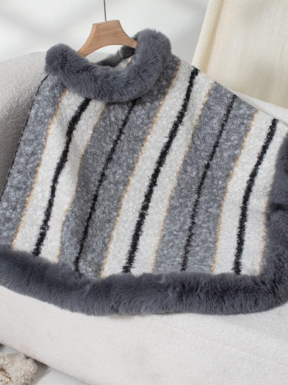 Fur Collar Elegant Cloak