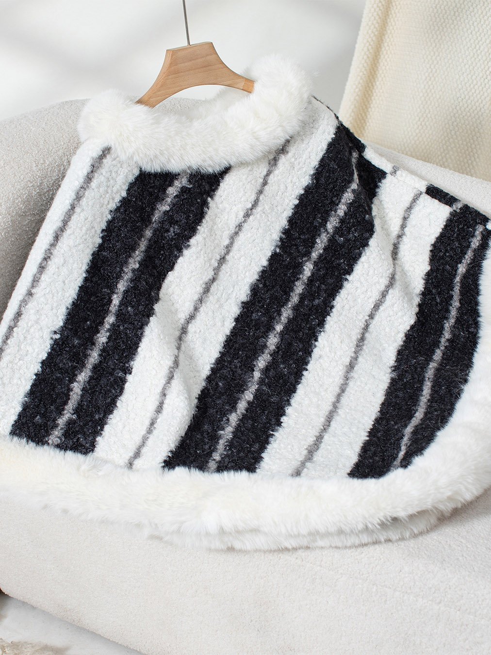 Fur Collar Elegant Cloak