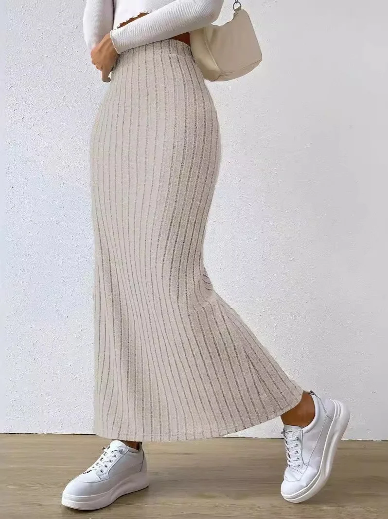 Simple Tight Plain Skirt
