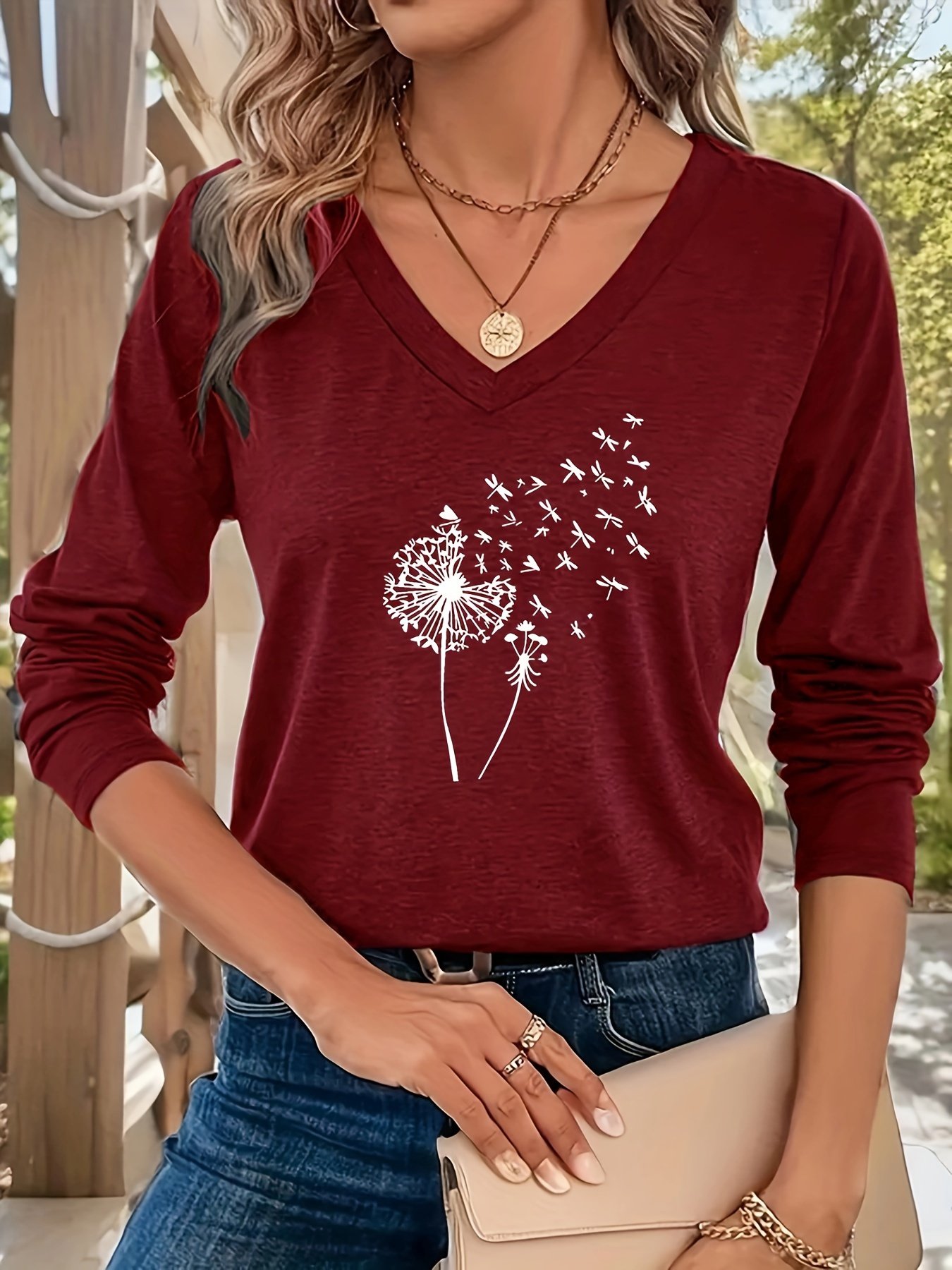 V Neck Casual Dandelion Regular Fit T-Shirt