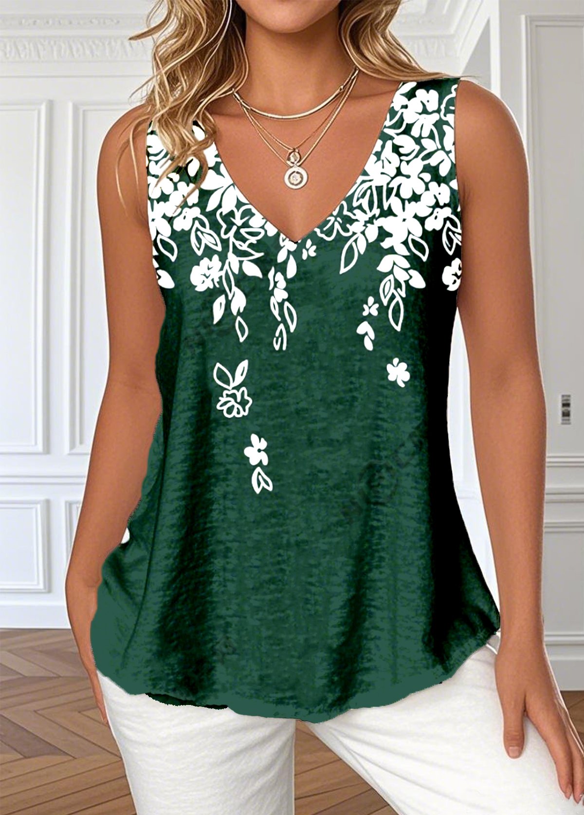 Casual V Neck Gradient Pattern T-Shirt