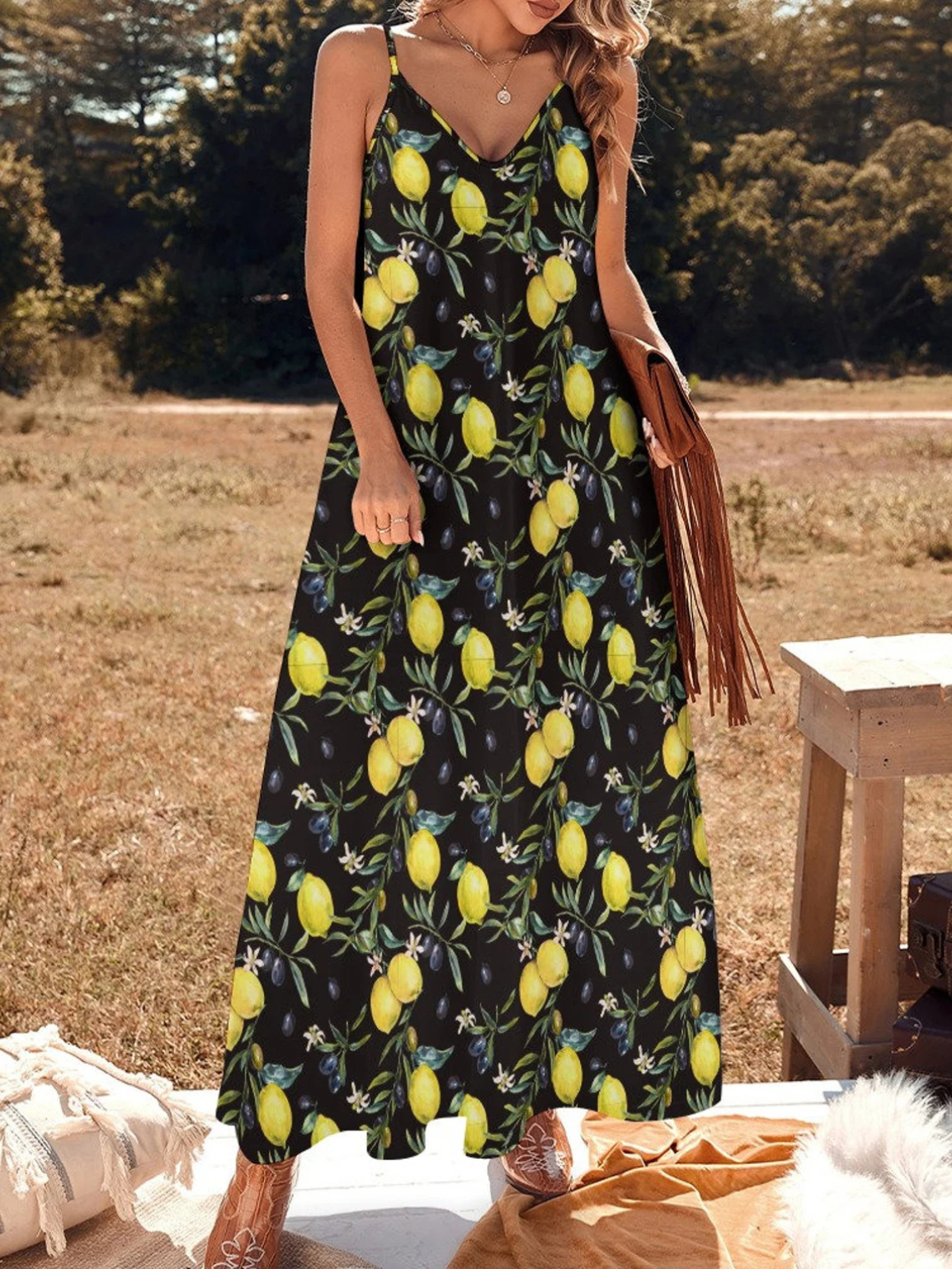Vacation Regular Fit V Neck Lemon Dress With No