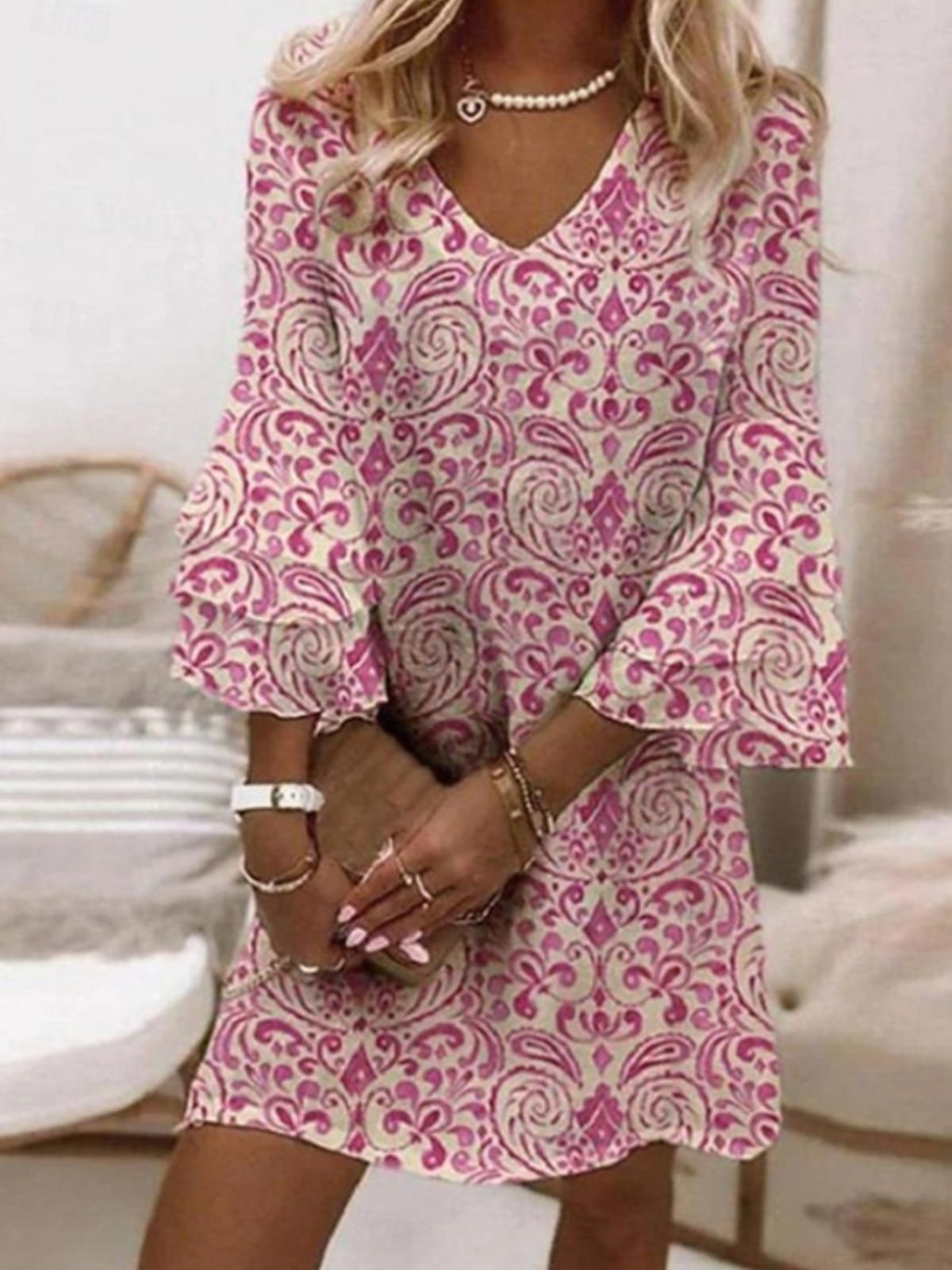 Regular Fit Floral V Neck Boho Dress With No