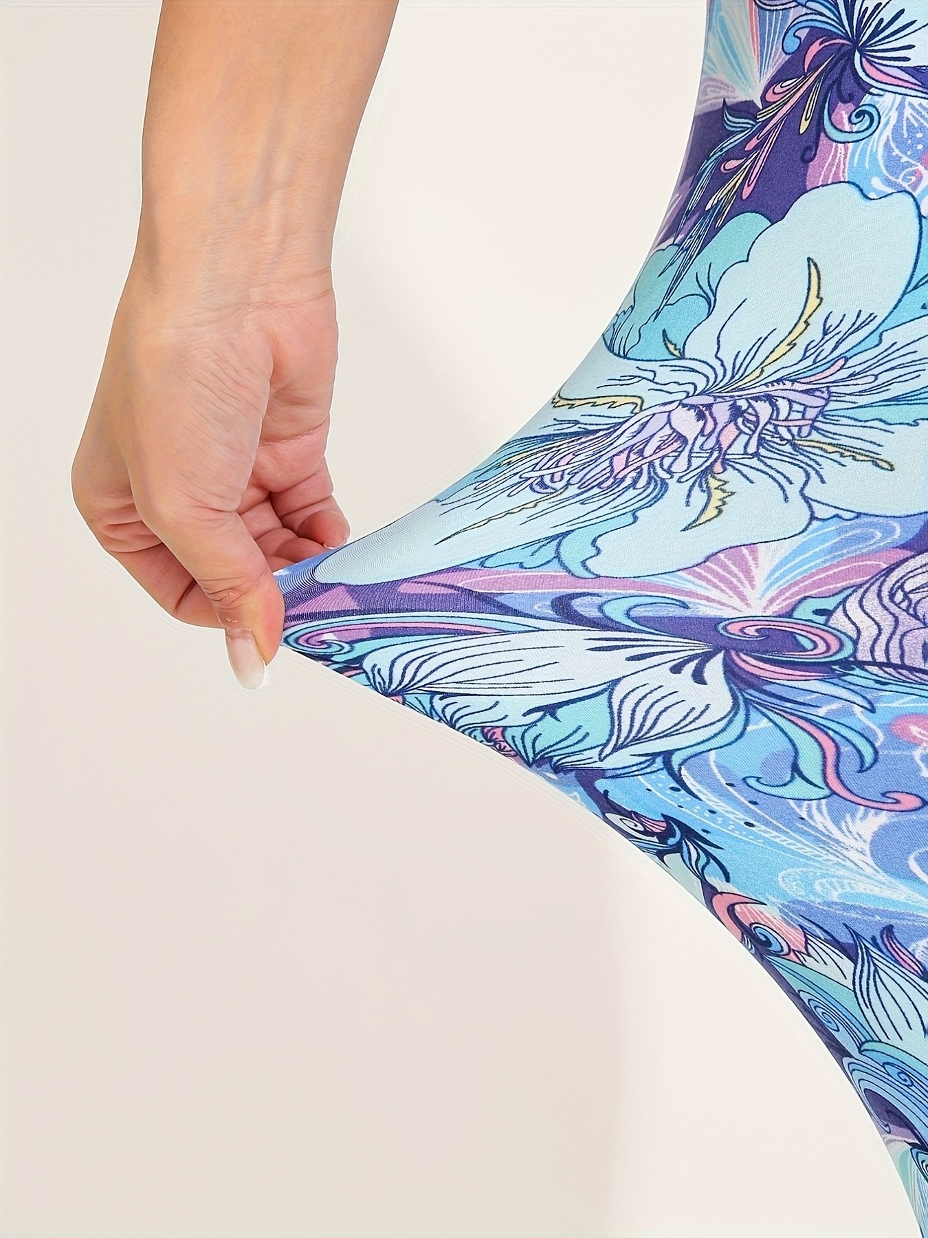 Women's Spring and Summer Floral Print Casual Midi Leggings