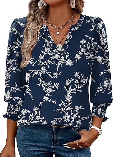 Regular Fit V Neck Geometric Casual T-Shirt