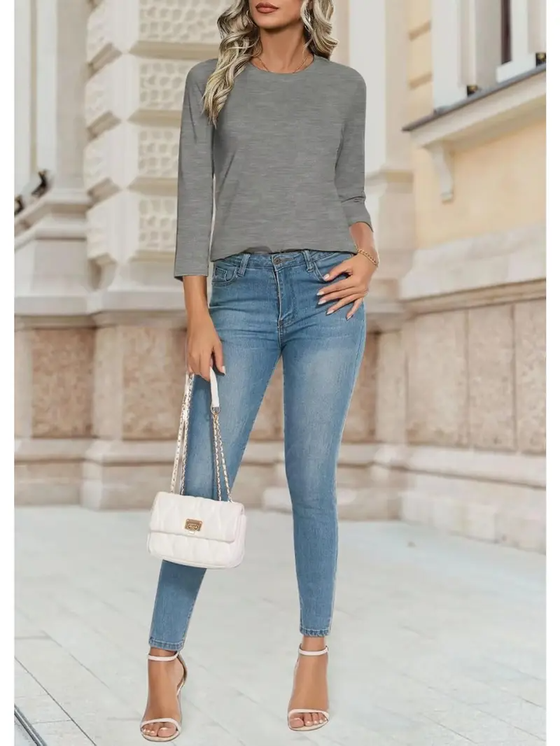 Women's Elegant Simple Commuter Round Neck Long Sleeve Daily T-Shirt Top
