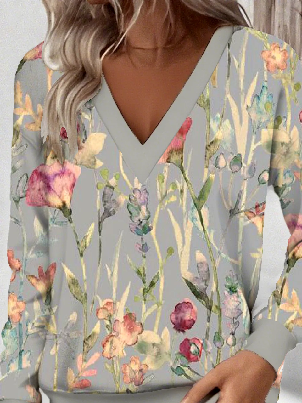 Loose Casual Commuter Long Sleeve V-Neck Printed Sweatshirt