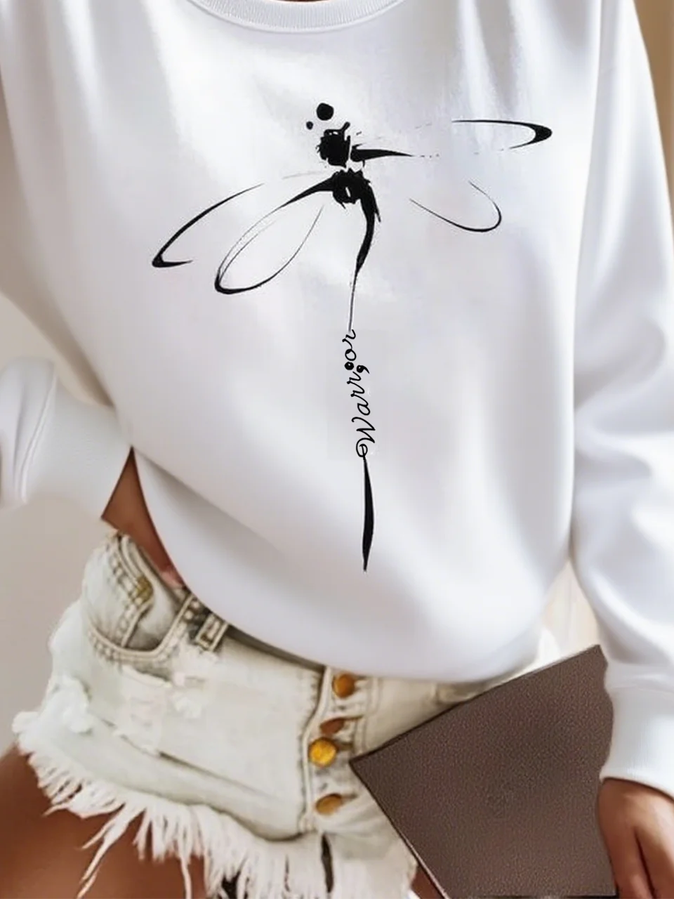 Women's Dragonfly Pattern Pullover High Weight Sweatshirt Loose and Comfortable Regular Top