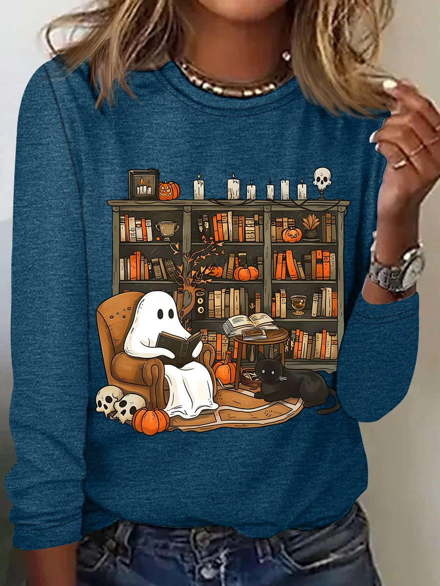 Women's Vintage Ghost Reading Halloween Librarian, Teacher Long Sleeve T-Shirt
