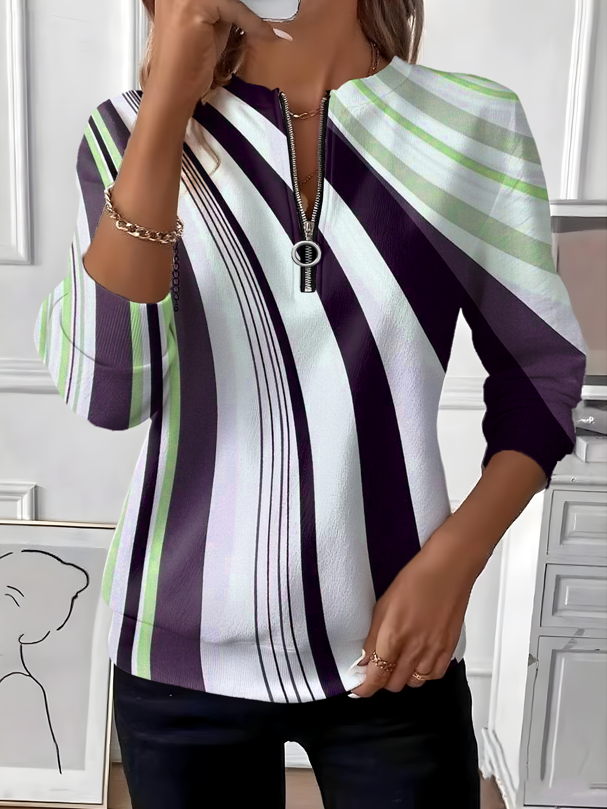 Women's Artistic Stripe Design Everyday Long Sleeve Center Front Zip Sweatshirt