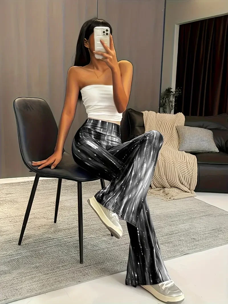 Regular Fit Gradient Pattern Simple Pants