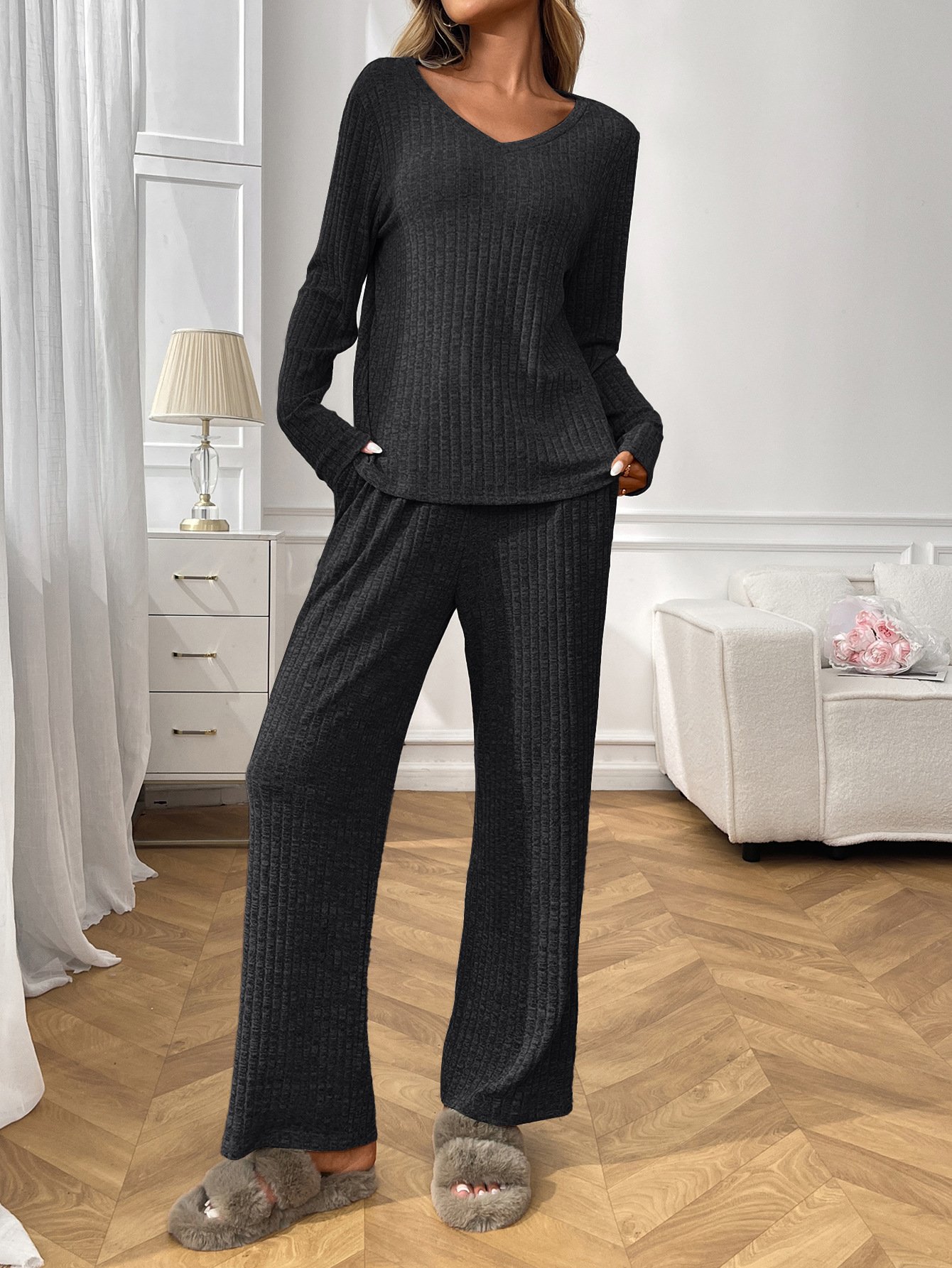 Simple Regular Fit V Neck Plain Two-Piece Set