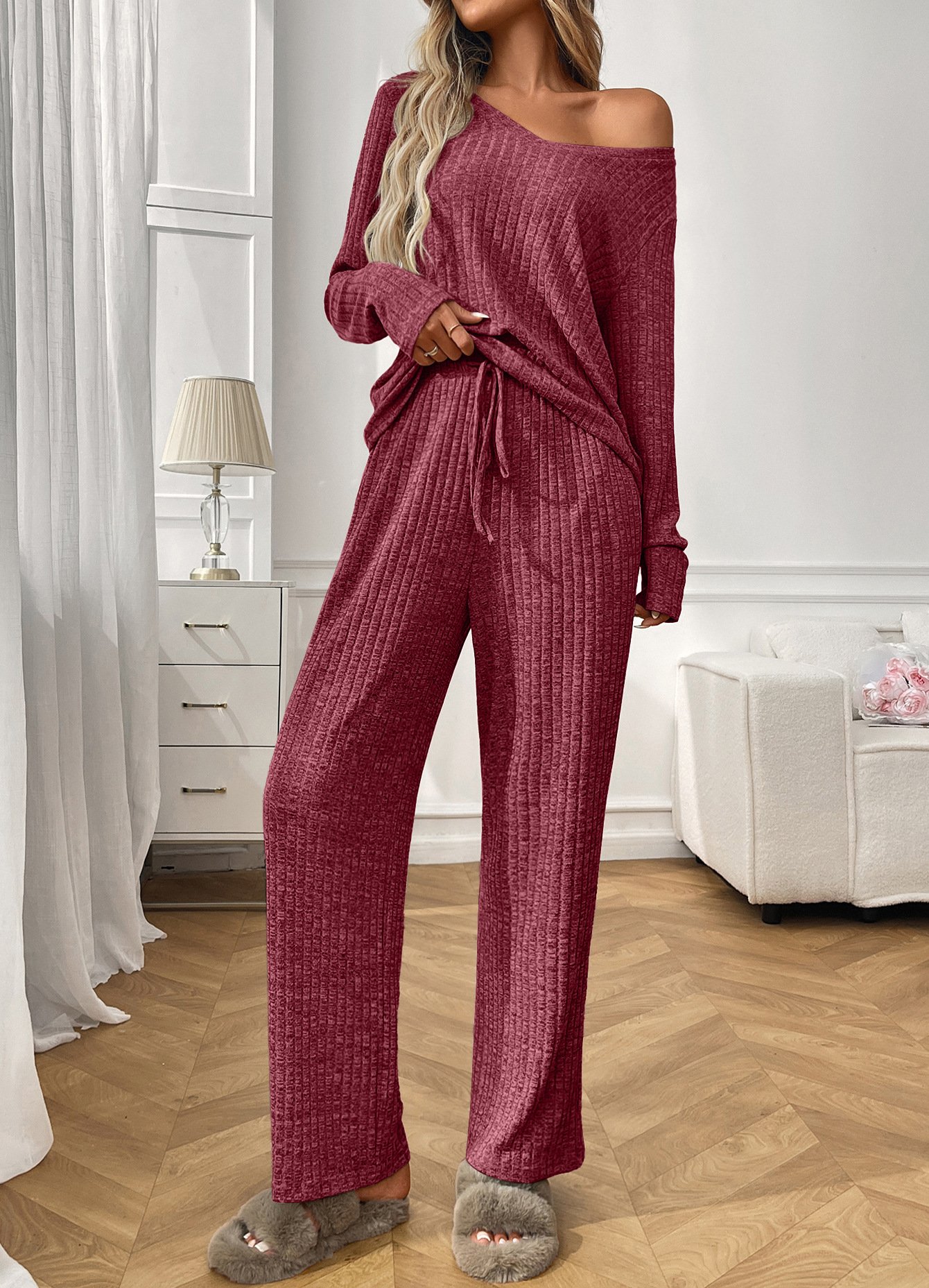 Simple Regular Fit V Neck Plain Two-Piece Set