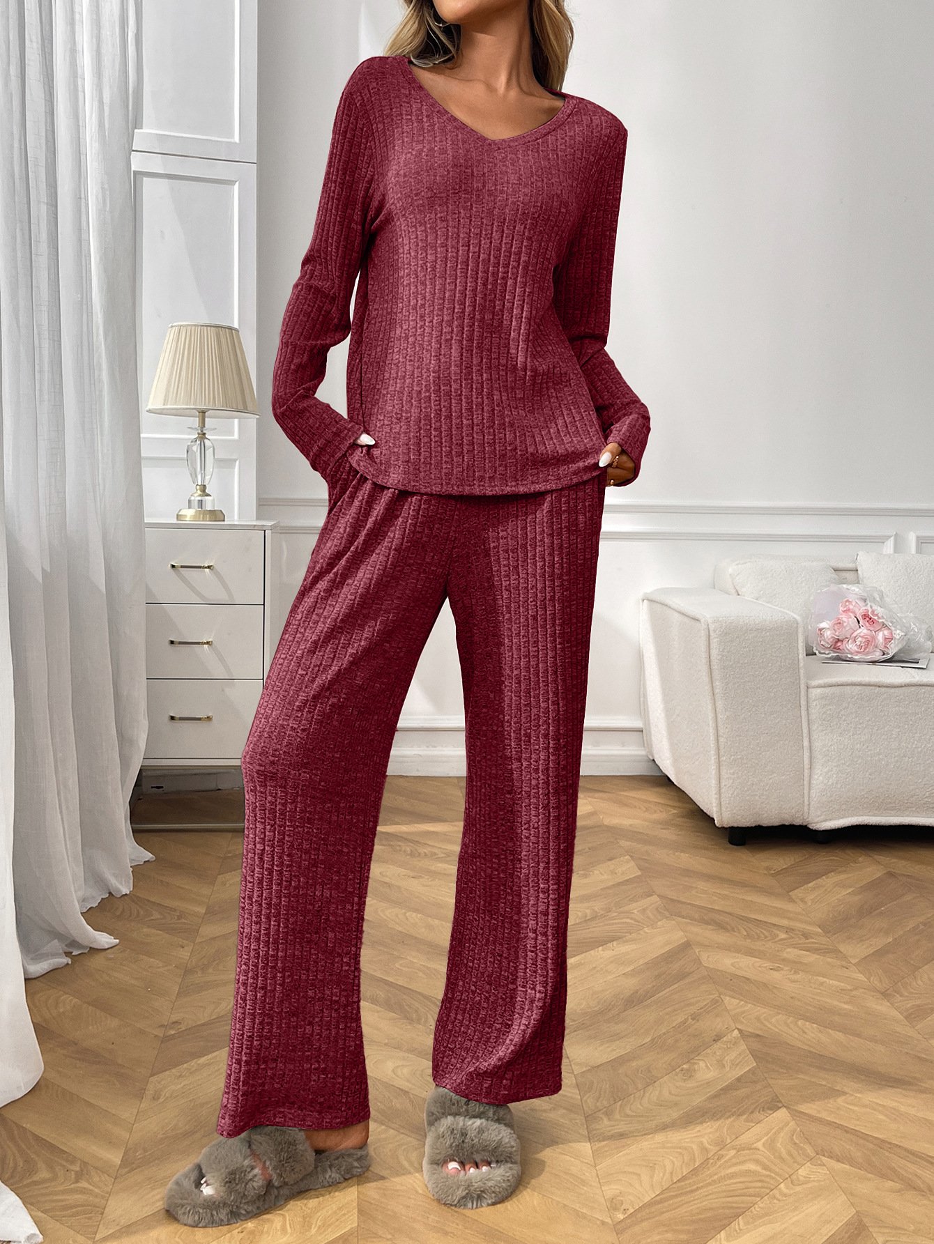 Simple Regular Fit V Neck Plain Two-Piece Set