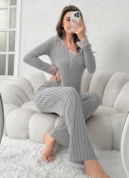 Regular Fit V Neck Simple Plain Two-Piece Set