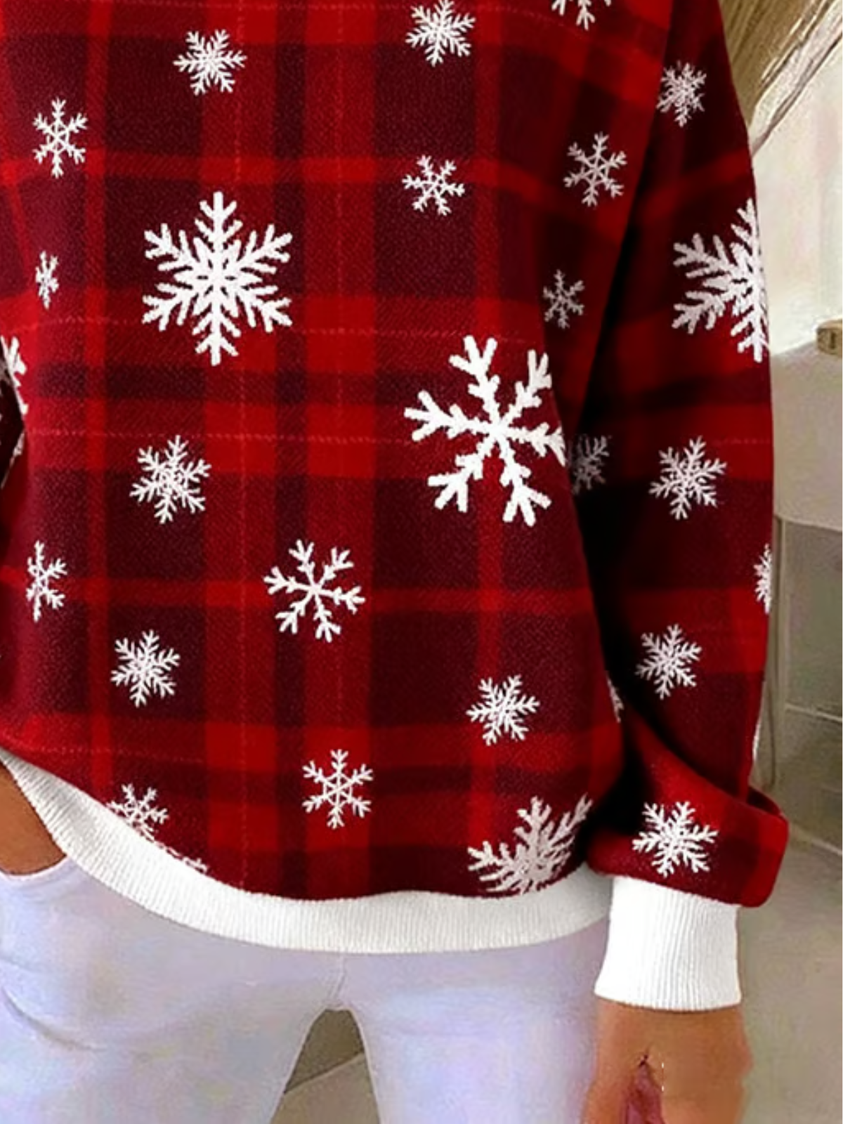 Regular Fit Snowflake Crew Neck Casual Sweatshirt