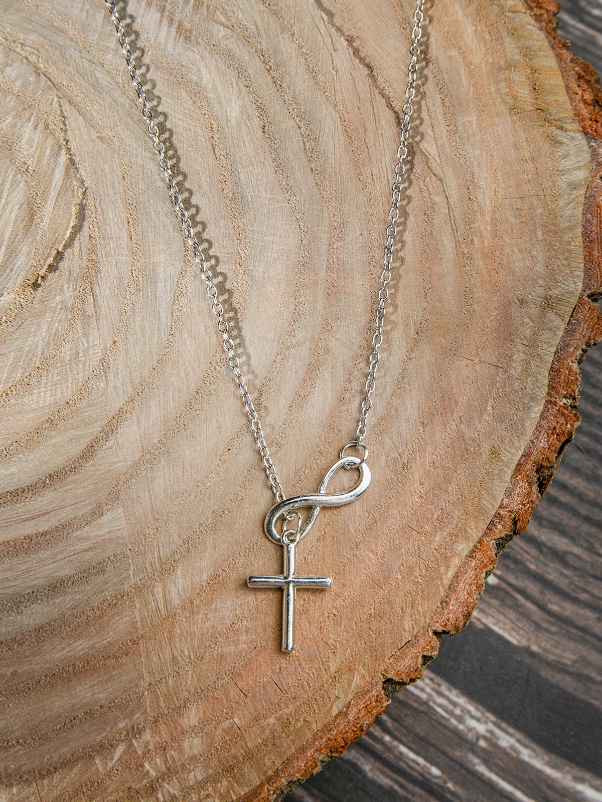 Silver Bowknot Necklace