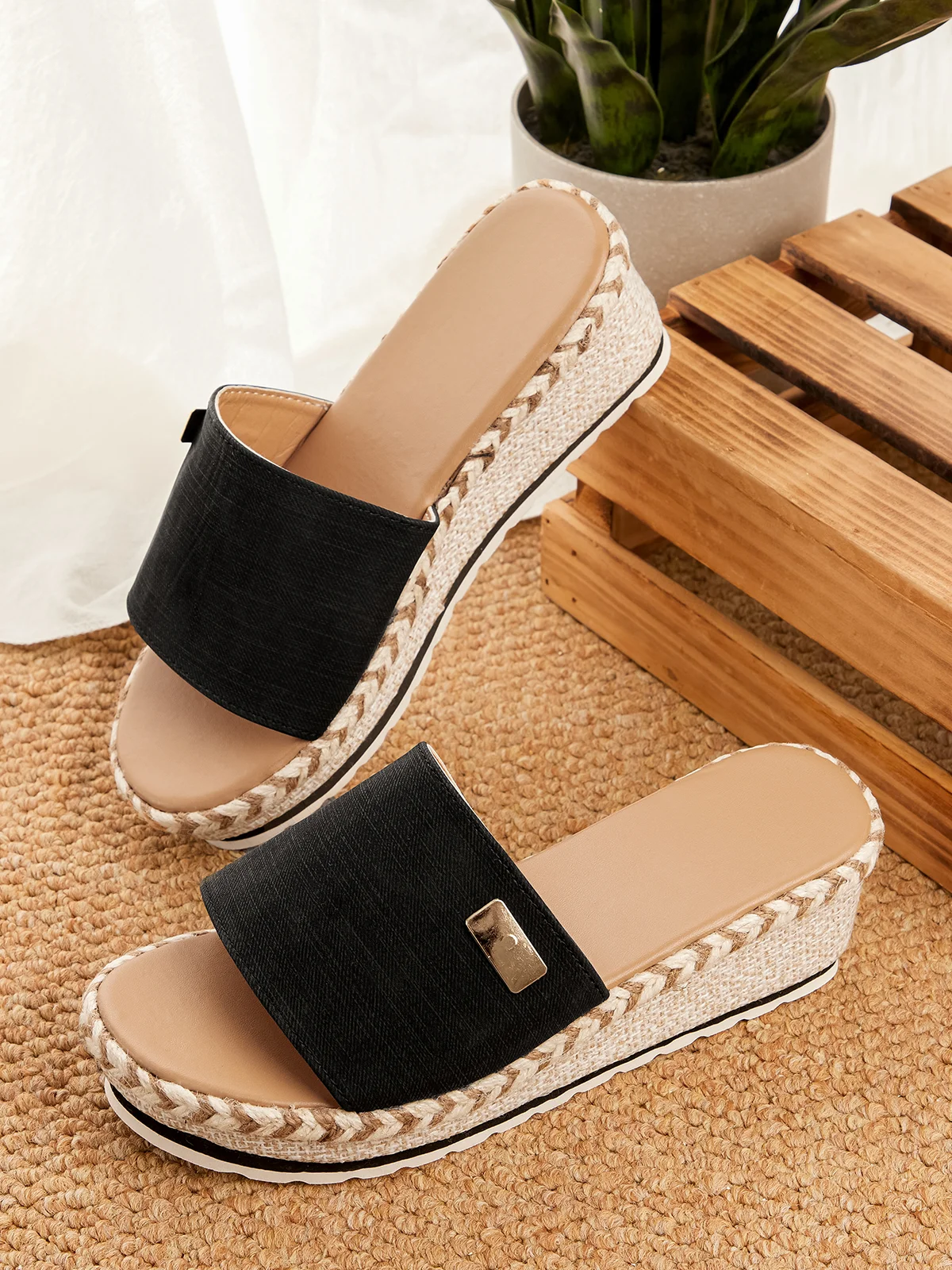 Resort Hemp Rope Sole Wedge Sandals