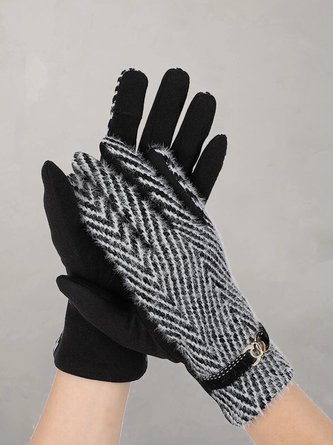 Women Urban Striped Touchscreen Love Heart Metal Accessory Plush Glove