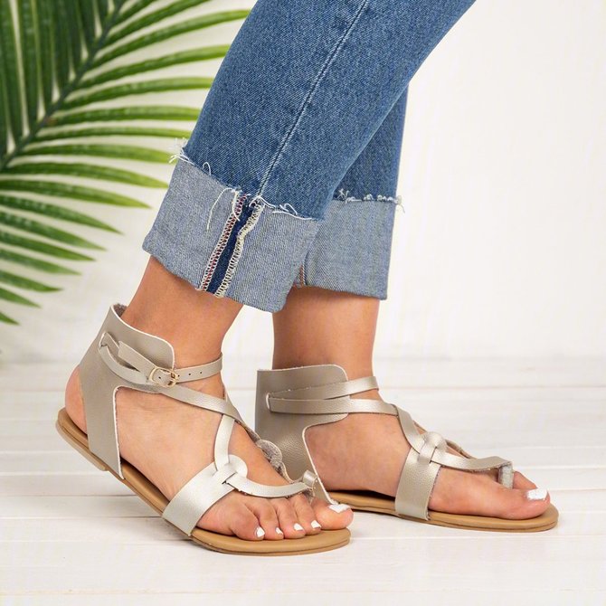 Women Adjustable Buckle Flat Heel Daily Summer Flip-Flops