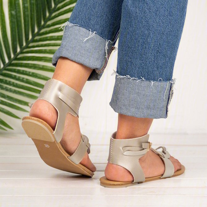 Women Adjustable Buckle Flat Heel Daily Summer Flip-Flops