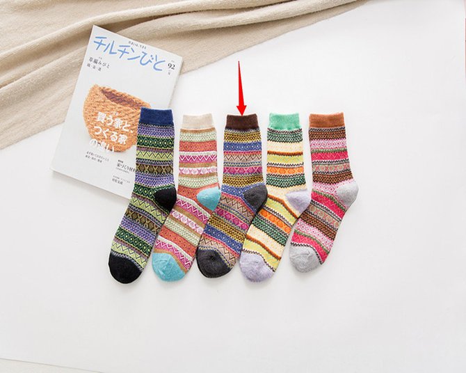 Multicolor Stripes Knitted Socks